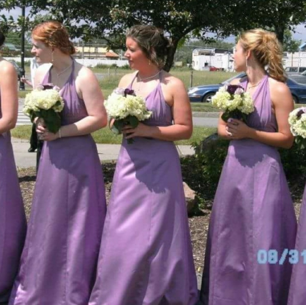 David's Bridal Halter Style Lavender Bridesmaid Dress Size 8 🪻